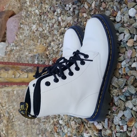 Doc Martens White Luana Size EU 38 VGC - Picture 2 of 10